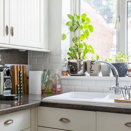 Hereford City - St Owens Terrace - Comfortable & Spacious Well Presented Three Storey House, Perfect For A Weekend Away & Exploring The City On Foot - Hosted By Rentmyhouse Eksteriør bilde