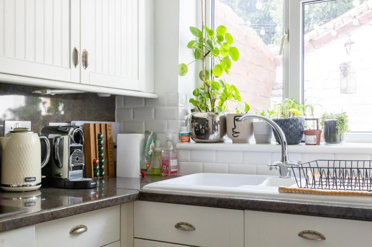Hereford City - St Owens Terrace - Comfortable & Spacious Well Presented Three Storey House, Perfect For A Weekend Away & Exploring The City On Foot - Hosted By Rentmyhouse Eksteriør bilde