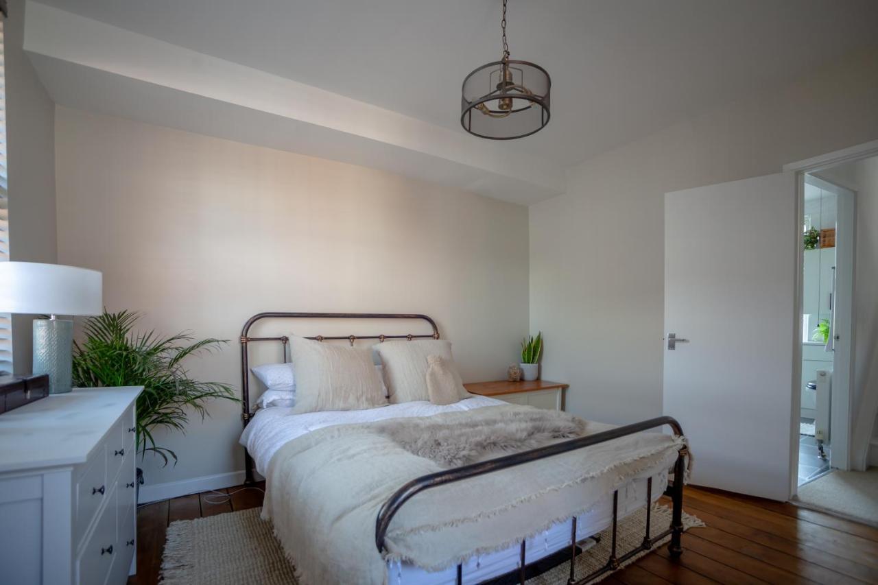 Hereford City - St Owens Terrace - Comfortable & Spacious Well Presented Three Storey House, Perfect For A Weekend Away & Exploring The City On Foot - Hosted By Rentmyhouse Eksteriør bilde