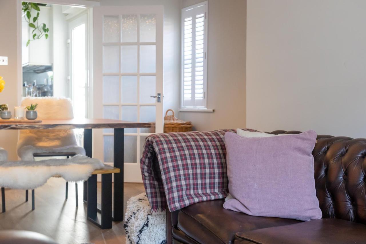 Hereford City - St Owens Terrace - Comfortable & Spacious Well Presented Three Storey House, Perfect For A Weekend Away & Exploring The City On Foot - Hosted By Rentmyhouse Eksteriør bilde